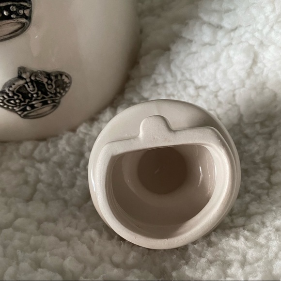 🌸SOLD🌸RAE DUNN 2014 Crown Teapot Extremely RARE - Picture 5 of 16